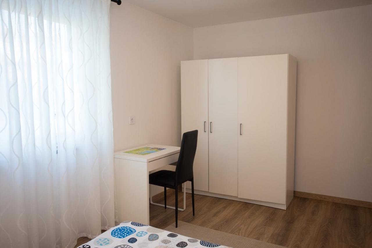 Apartman Girasol Pula Apartamento Exterior foto